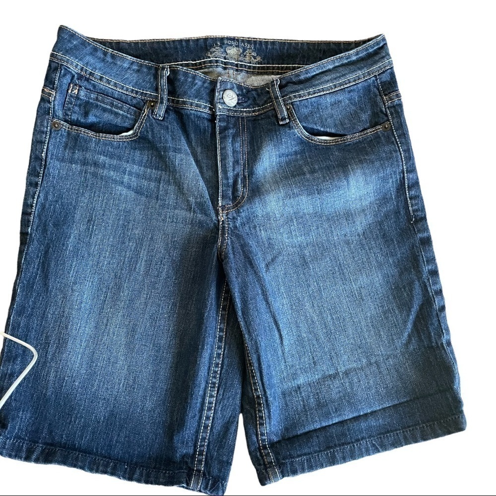 US POLO ASSN JEAN SHORTS SIZE 10     GREAT CONDITION